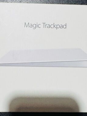 Apple Magic Trackpad in white and silver